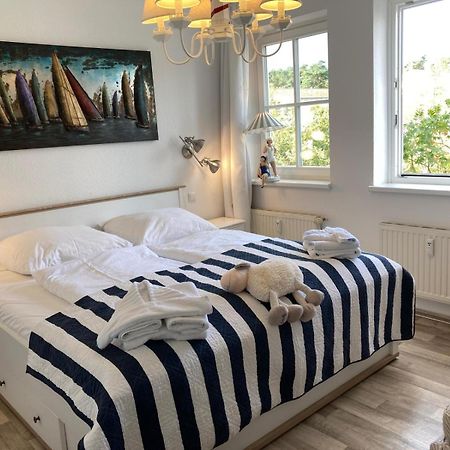 Fewo Strandstrasse - Fuehrt Auf Die Schoene Ostsee-Seebruecke คูล็องสบอร์น ภายนอก รูปภาพ
