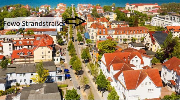 Fewo Strandstrasse - Fuehrt Auf Die Schoene Ostsee-Seebruecke คูล็องสบอร์น ภายนอก รูปภาพ